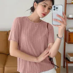 leia Women Regular Fit Textured Top  image 1