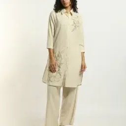 svrnaa by azorte Embroidered Kurta & Bottom Co-Ord Set-picture-30
