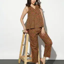 Geometric Print Relaxed Fit Cambric Cotton Top-image-5