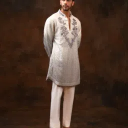 char chaand Men Regular Fit Embroidery Long Kurta image 1