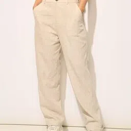 only Women High-Rise Straight Fit Flat-Front Chinos-picture-52