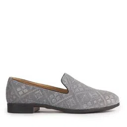 fausto Men Embellished Slip-On Juttis-picture-13