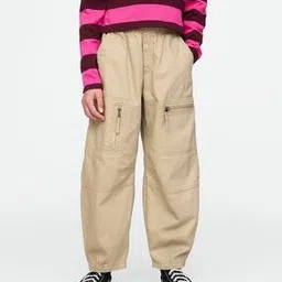 Girls Lightly Washed Mid-Rise Relaxed Fit Horseshoe Jeans-image-86
