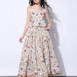 svrnaa by azorte Floral Print Top & Skirt Set-picture-40