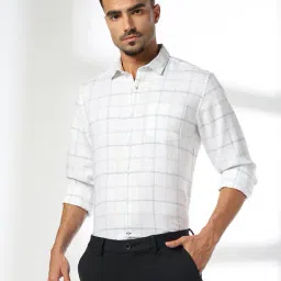 netplay Men Checked Slim Fit Shirt with Patch Pocket image 1