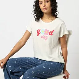 yousta Women Typographic Print Cotton Round-Neck T-Shirt-picture-11