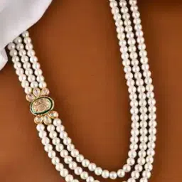 silvermerc designs Women Gold-Plated Pearl & Kundan Studded Necklace-picture-32