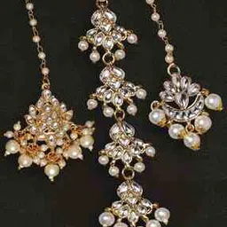 fabula Pack of 3 Women Gold-Pated Kundan-Studded Mangtika-picture-45