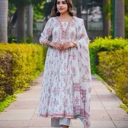 mizaz Floral Print Flared Kurta Set-picture-33