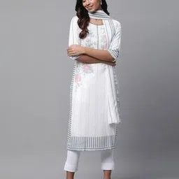 aurelia Women Floral Print Round-Neck Straight Kurta-picture-30