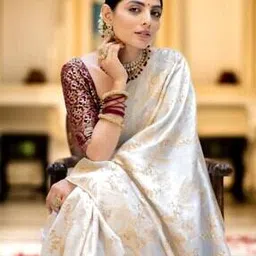 zikaraa Women Floral Woven Saree with Blouse Piece-picture-39