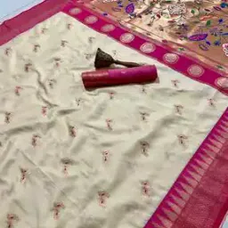 griva designer Women Paithani Silk Saree with Woven Motifs-picture-18