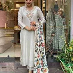 svaraa Women Embroidery Straight Kurta Set-picture-41