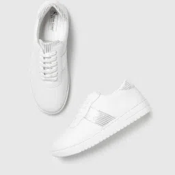 marc loire Women Low-Top Lace-Up Shoes image 1