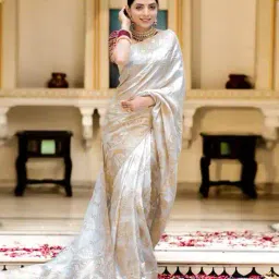 m7t Women Traditional Saree With Blouse  image 1