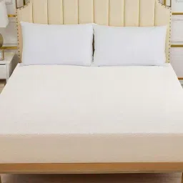 dream care Fitted Waterproof Mattress Protector image 1