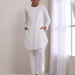 truebrowns Round-Neck Kurta with Pants-picture-49