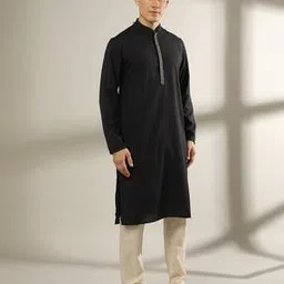 samav Slim Fit Kurta with Insert Pocket-picture-51