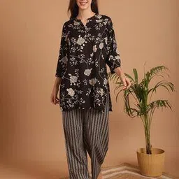 indreams Women Floral Print Nightwear Set-picture-49