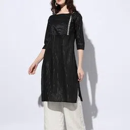 svrnaa by azorte Straight Kurta with Embroidery Detail-picture-12