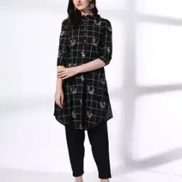 siyahi Women Embroidered A-Line Kurta & Pants Set-picture-31