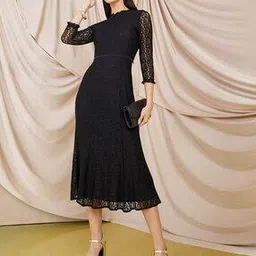 styli Lace Round-Neck Sheath Dress-picture-27