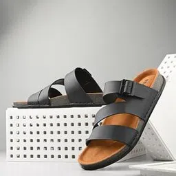 styli Men Comfort Sandals with Buckle Detail-picture-50