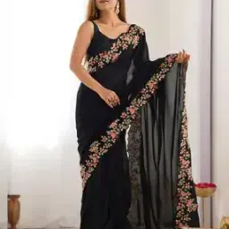 Women Traditional Saree-image-18