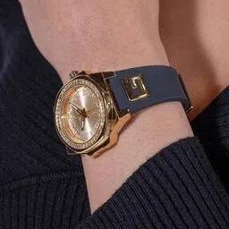 guess Women Analogue Watch-picture-50