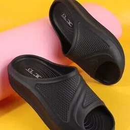 carlton london Men Slip-On Clogs-picture-23