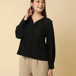 raassio V-Neck Full Button-Front Top-picture-11