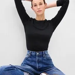 gap Solid Round Neck Slim Fit T-Shirt-picture-23
