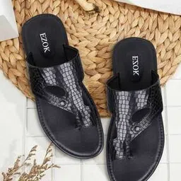 ezok Men Sandals with Leather Upper-picture-12