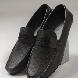 rare rabbit Men Square-Toe Slip-On Loafers image 1