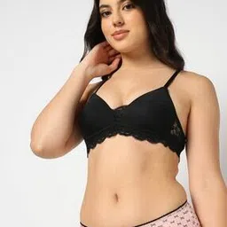 Lace Lightly Padded Bralette-image-0