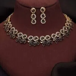 brado jewellery Women Stone-Studded Necklace & Earrings Set-picture-41