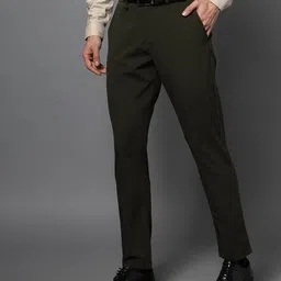 vanheusen flex Men Mid-Rise Slim Fit Flat-Front Trousers image 1