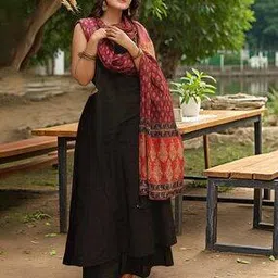 gosriki Women Anarkali Kurta Set-picture-48