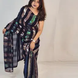 yankita Women Embellished Saree with Contrast Border image 1