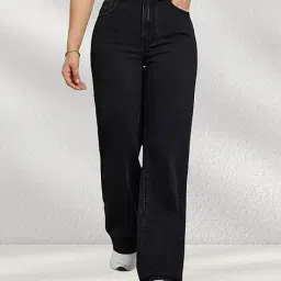 linaria Women High-Rise Relaxed Jeans image 1