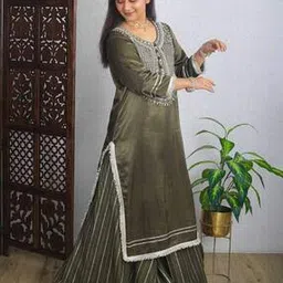 tanoti Women Embroidery Kurti-picture-33