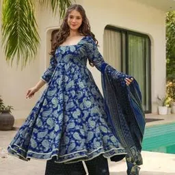 wedani Women Floral Anarkali Kurta Set-picture-35