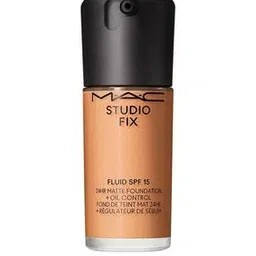 m.a.c Studio Fix Fluid SPF 15 Foundation - NC42-picture-24