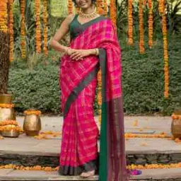suta Women Checked Saree with Contrast Border-picture-17