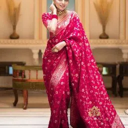 harivar Women Zari Woven Saree with Tassels-picture-18