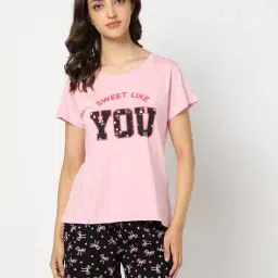 yousta Women Typographic Print Round-Neck T-Shirt image 1