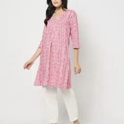 yousta Women Bandhani Print Straight Kurta image 1
