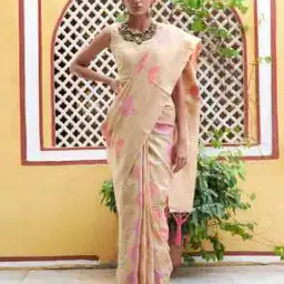 janasya Women Floral Woven Saree with Contrast Border & Tassels-picture-29