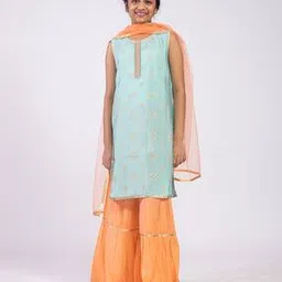 kasya Floral Print Kurta Suit Set-picture-19