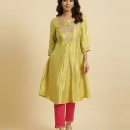 Women A-Line Shantun Kurta with Embroidered Yoke-picture-11